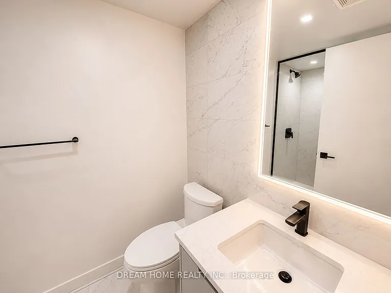 609 Sherbourne St #1004 — Photo 14