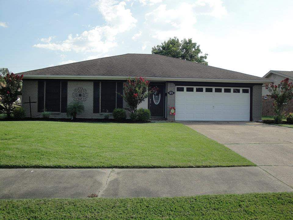 1st image of 671 Birchwood Dr