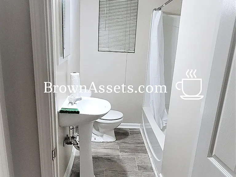 2722 B M Montgomery St — Photo 18
