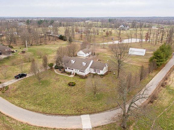 5th image of 515 Elderberry Ln