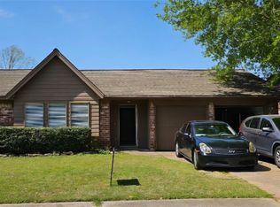 16319 Green Shade Dr, Houston, TX 77090