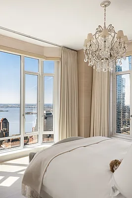 Sold by Compass | media 20