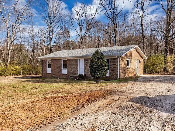 4th image of 105 Sherry Ln