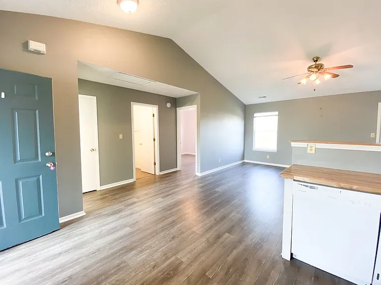 2172 Cumulus Dr — Photo 4