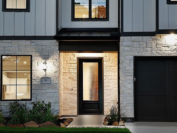 3rd image of 34 Honeycomb Ridge Pl