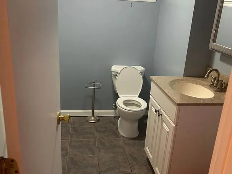 17 Rosemary Ln #1 — Photo 4