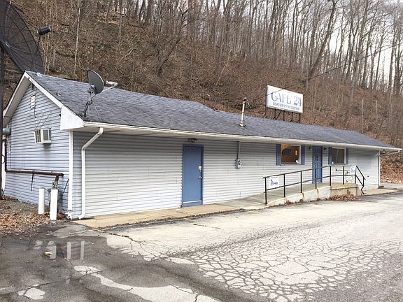 2nd image of 2566 Dresden Ave