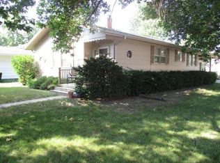 101 Call St, Emmetsburg, IA 50536