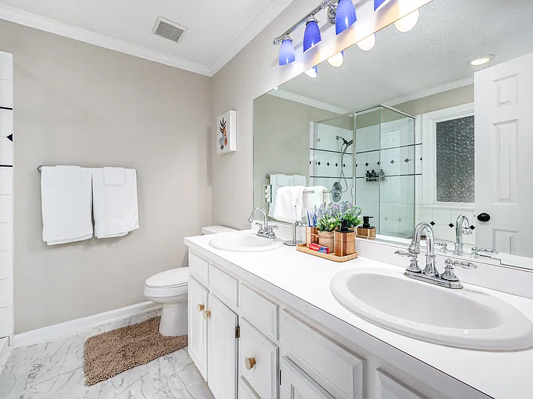 128 Chimney Rise Dr — Photo 4