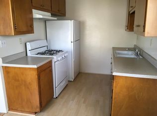 1958 9th St APT 4, Redding, CA 96001