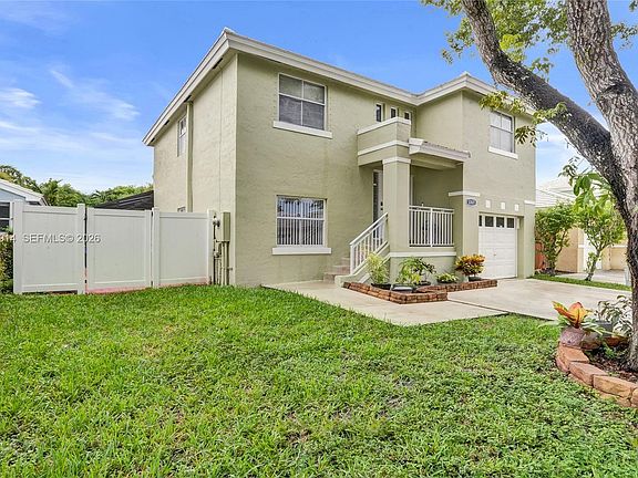 2nd image of 3367 Bonito Ln