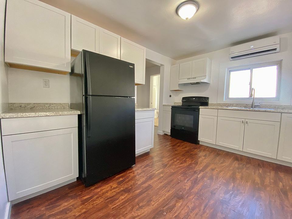 1st image of 432 Albany Ave