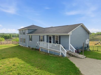 104 County Road 412b, Lott, TX, 76656