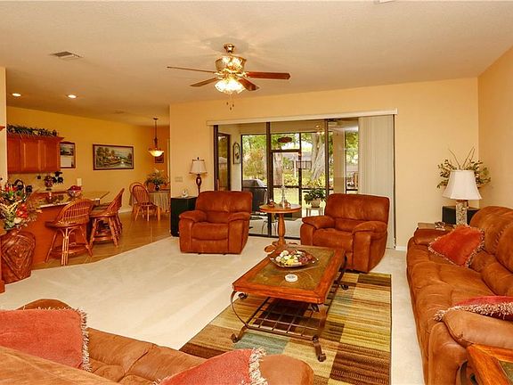 4th image of 3426 E Lake Dr