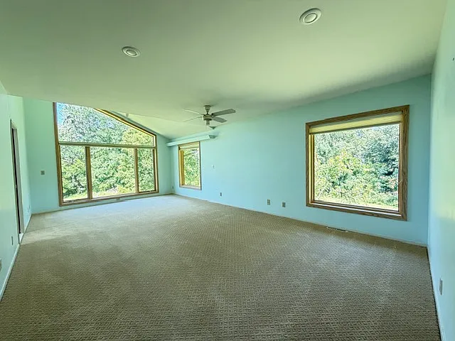 1 Raccoon Rd — Photo 21