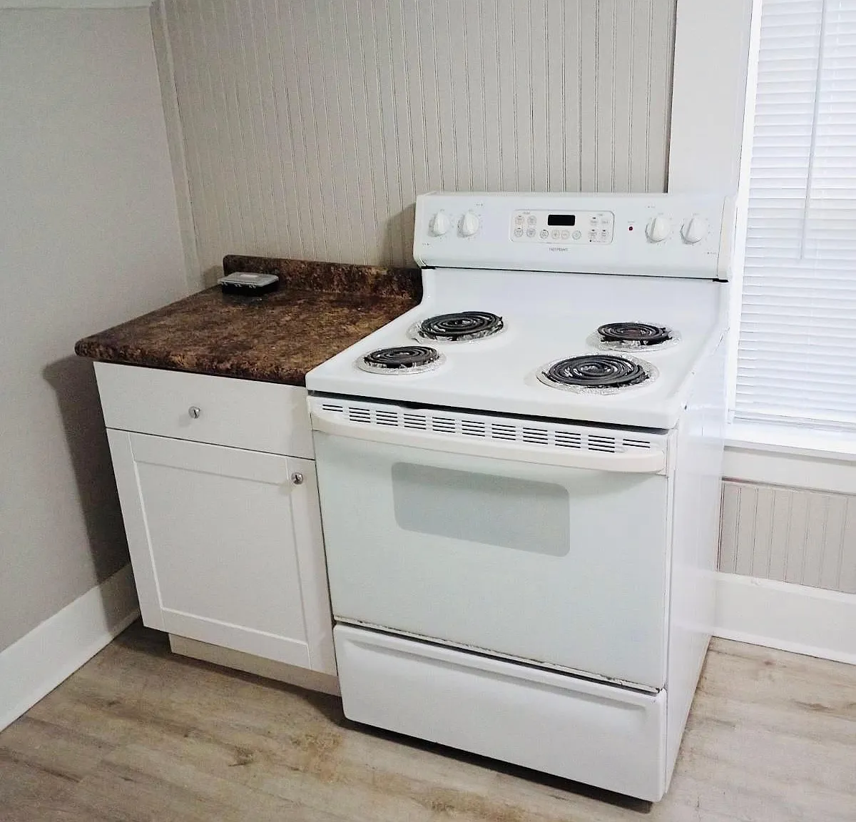 1 bed, 800 sqft, $975 — Photo 3