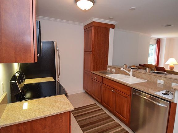 5th image of 2 Homestead Ln Unit 208