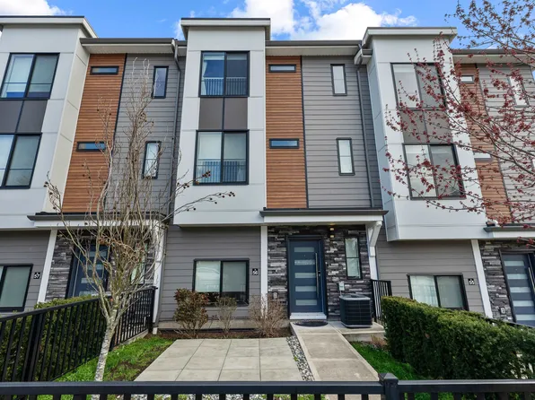 1639 162nd St #56, Surrey, BC V4A 4Y1