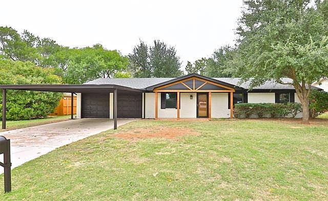 1st image of 1833 Delwood Dr