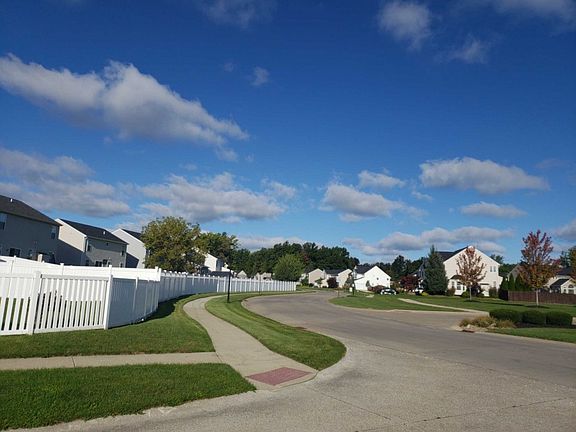 5th image of 6140 Goldenrod Ln