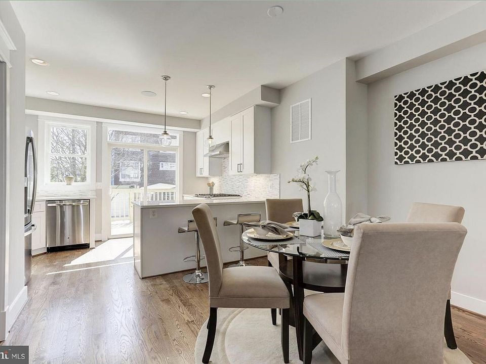 Living room and Kitchen