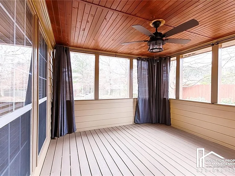 4929 Baker Plantation Way — Photo 23