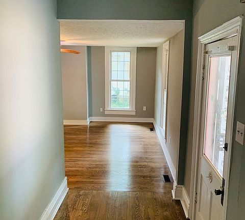 4th image of 1302 Indianola St
