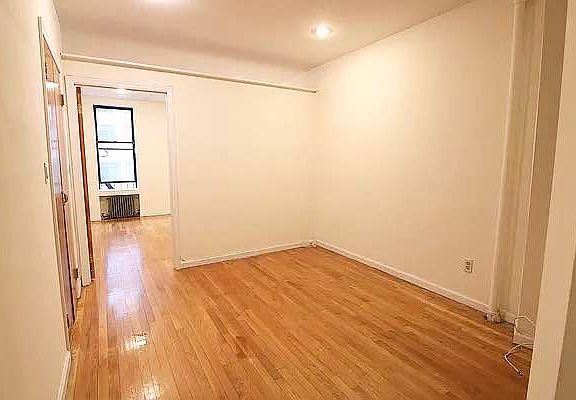 2nd image of 349 Amsterdam Ave APT 3N