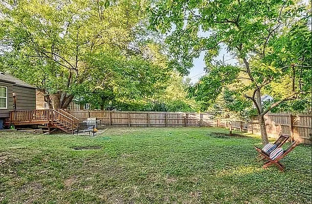 6739 Roe Ave — Photo 3
