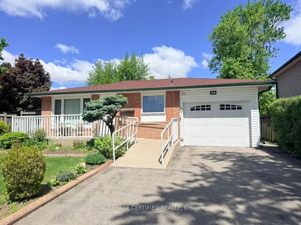 36 Watson Cres, Brampton, ON L6W 1E7