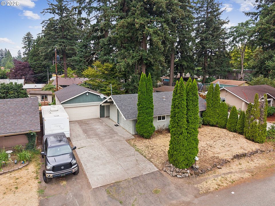 1st image of 609 SE 137th Ave