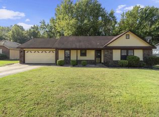 3335 Christine Gardens Rd S, Memphis, TN 38118