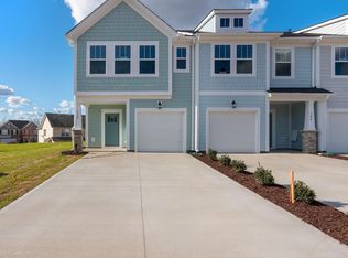 110 Cobden Ct, Fountain Inn, SC 29644
