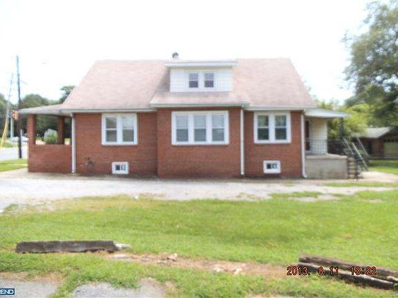2nd image of 1104 Newport Gap Pike