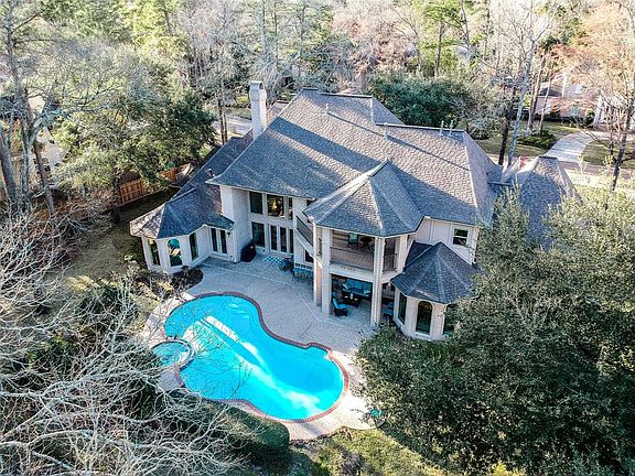 2nd image of 2206 Bluff Creek Dr