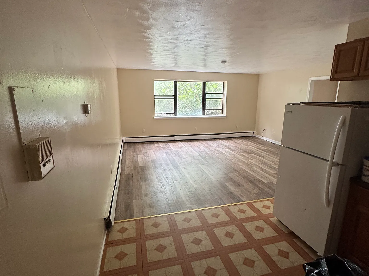2 bed, 900 sqft, $1,600 — Photo 3