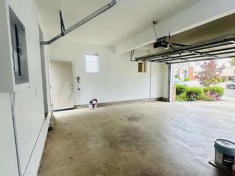 1009 Craftsman Dr — Photo 20