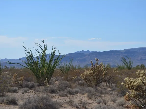 N7 Castle Butte Rd, Yucca, AZ 86438