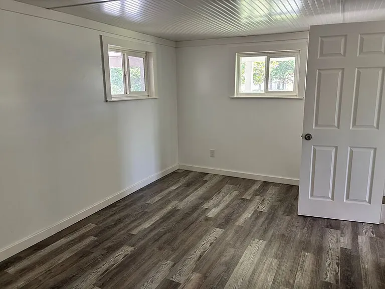 317 W Allen St #A — Photo 6