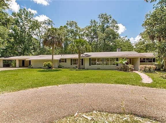 4th image of 100 Jackson Cir