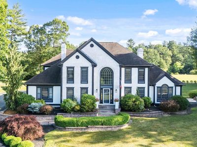 8 Golfview Road, Windham, NH, 03087