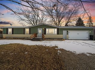 317 Terrace Lane Dr, Montezuma, IA 50171