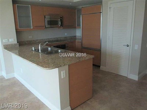 4th image of 222 Karen Ave Unit 405