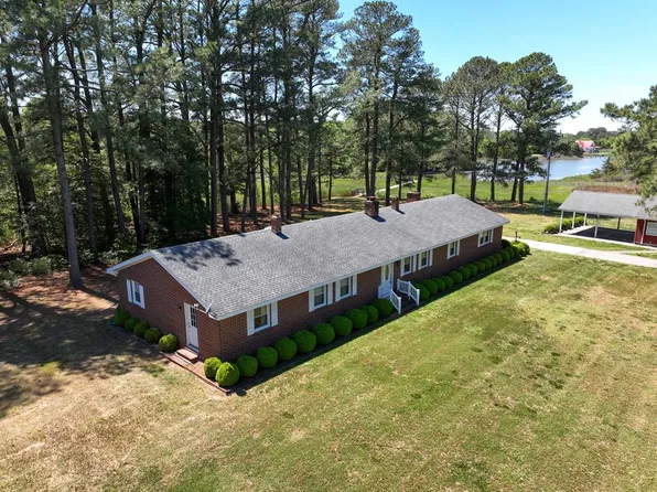 24448 Finney Dr, Onancock, VA 23417