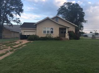 609 E Broadway Ave, Thomas, OK 73669