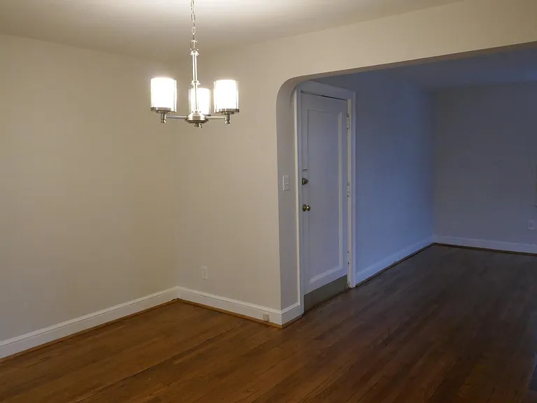 3310 Mount Vernon Ave #3 — Photo 3