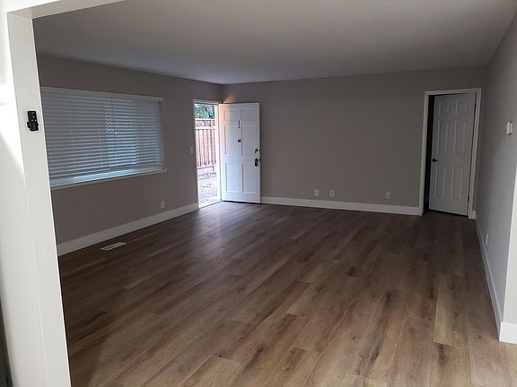 3rd image of 1172 Brace Ave APT 1