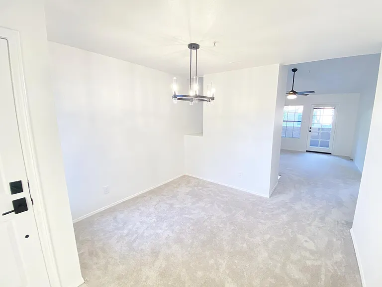 5950 N 78th St — Photo 10