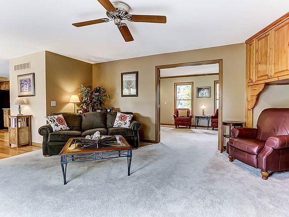 5th image of 7351 Wheatland Meadow Ct