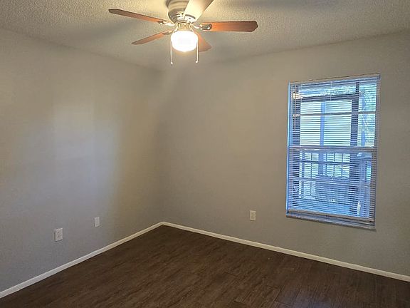 5th image of 3958 Dream Oak Pl APT 204